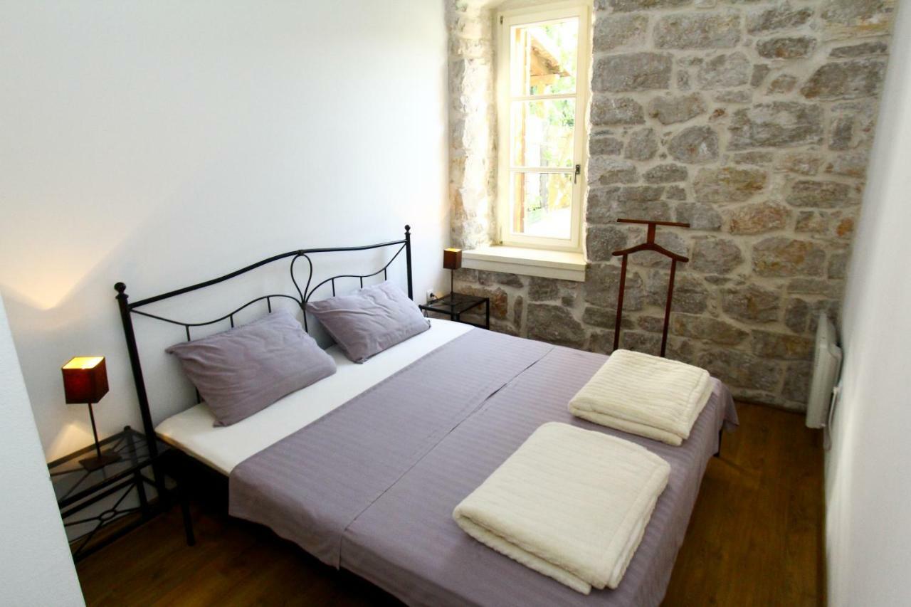 Old House Apartman Sveti Filip i Jakov Kültér fotó