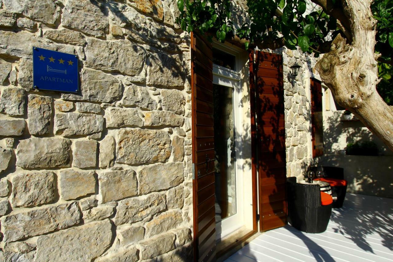 Old House Apartman Sveti Filip i Jakov Kültér fotó