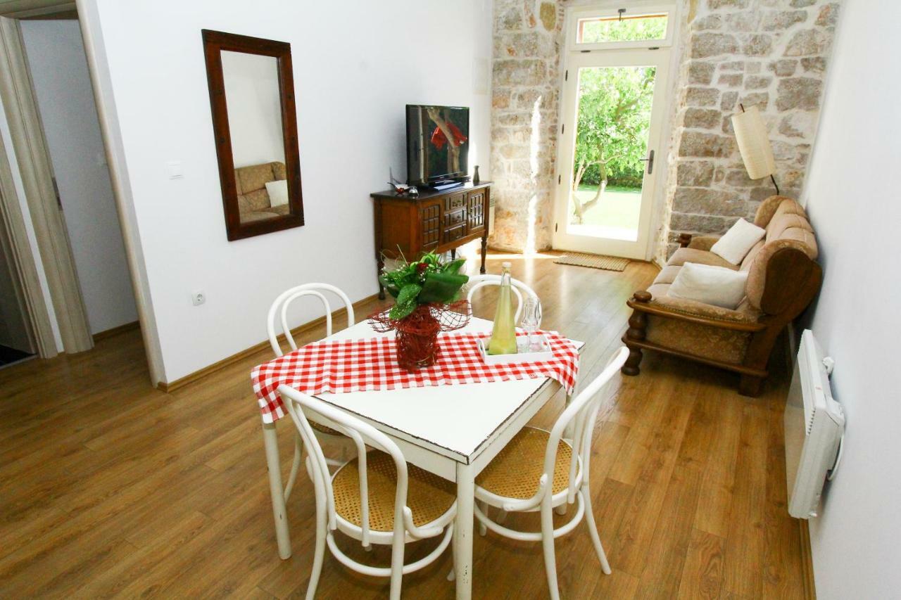Old House Apartman Sveti Filip i Jakov Kültér fotó