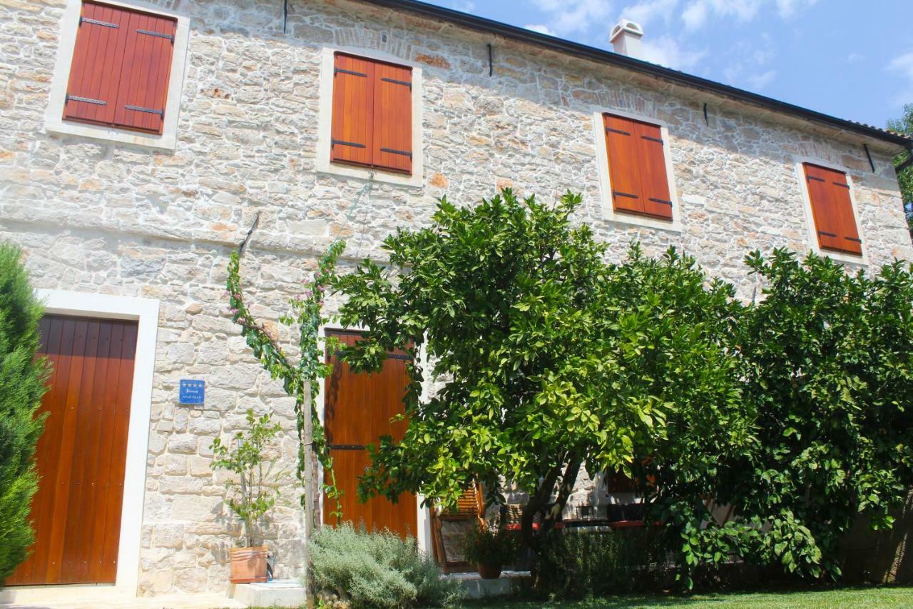 Old House Apartman Sveti Filip i Jakov Kültér fotó