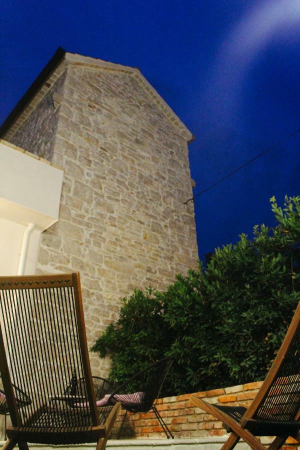 Old House Apartman Sveti Filip i Jakov Kültér fotó